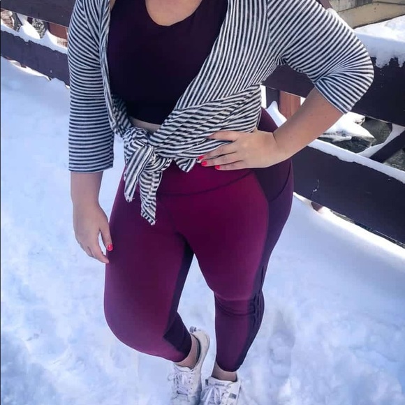 *SOLD* Fabletics NWT Salar Statement Powerhold- Sm - Picture 7 of 7